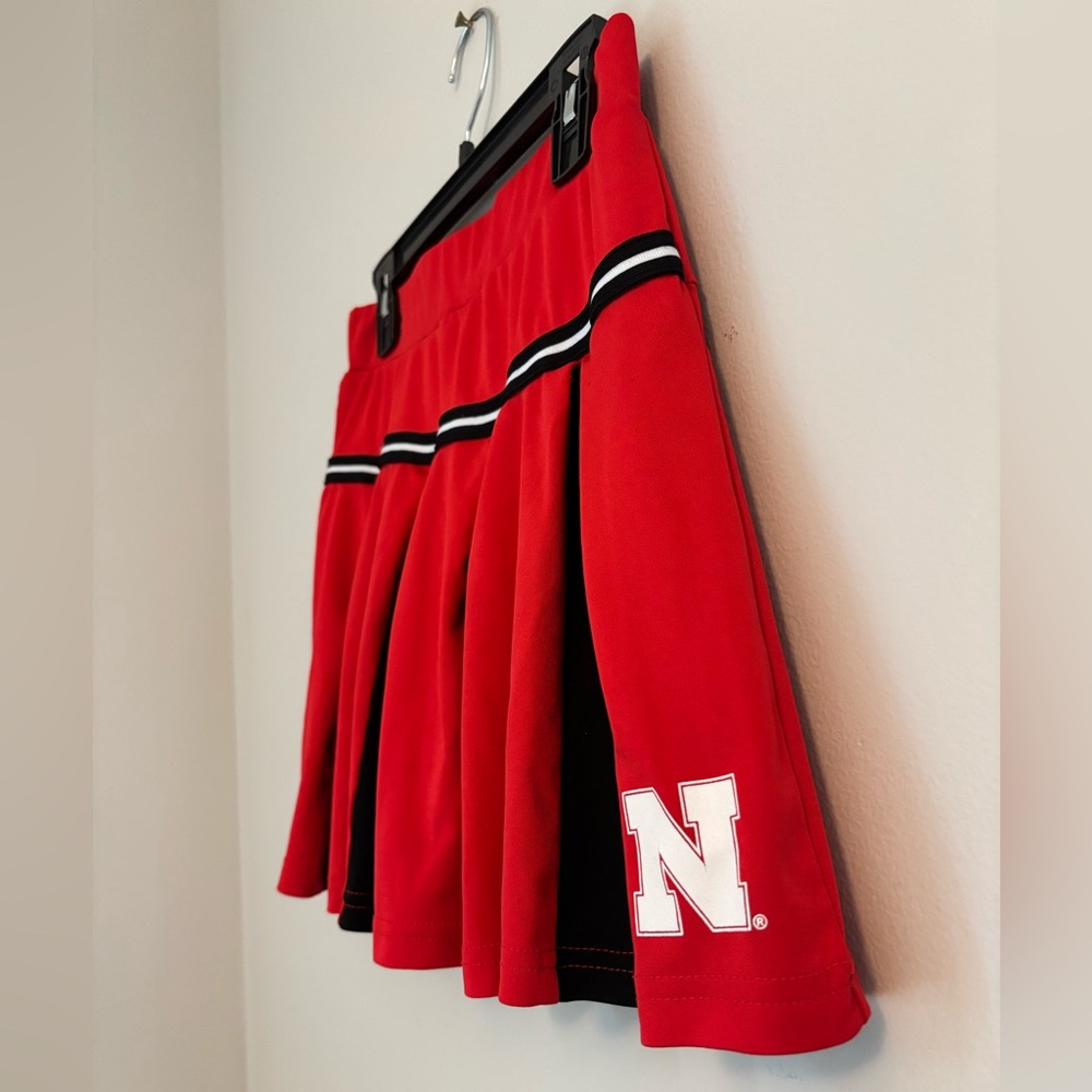 Colosseum Spirit Squad Nebraska Girls Large Skirt
